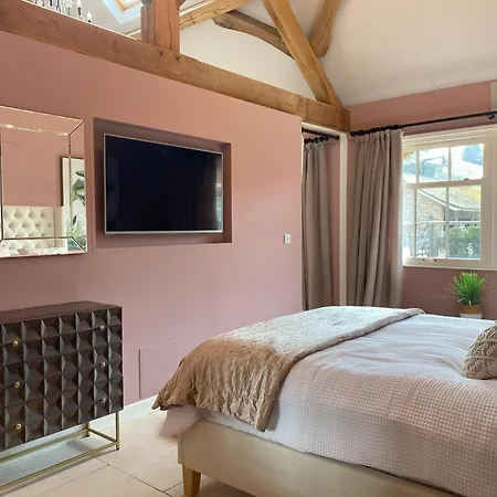 Lynford Holiday Cottages Nestled In The Heart Of Thetford Forest Mundford Exterior photo