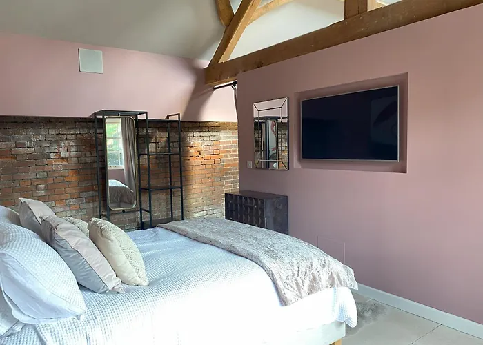 Lynford Holiday Cottages Nestled In The Heart Of Thetford Forest